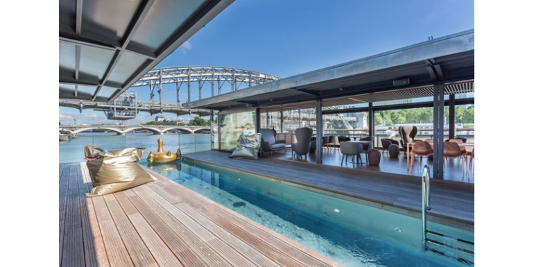 Hôtel flottant OFF Paris Seine, Paris 11